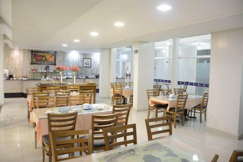 Santa Monica Palace Hotel كورومبا المظهر الخارجي الصورة