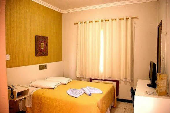 Santa Monica Palace Hotel كورومبا المظهر الخارجي الصورة
