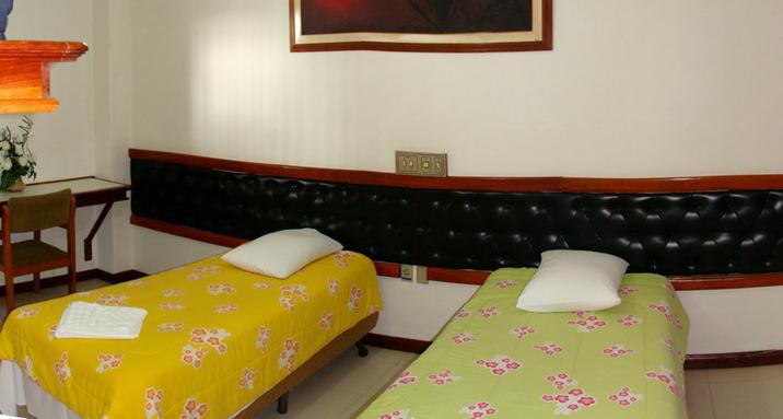 Santa Monica Palace Hotel كورومبا المظهر الخارجي الصورة
